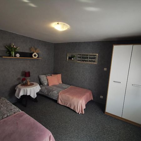 Eden Villa Sedziszowa Bagian luar foto